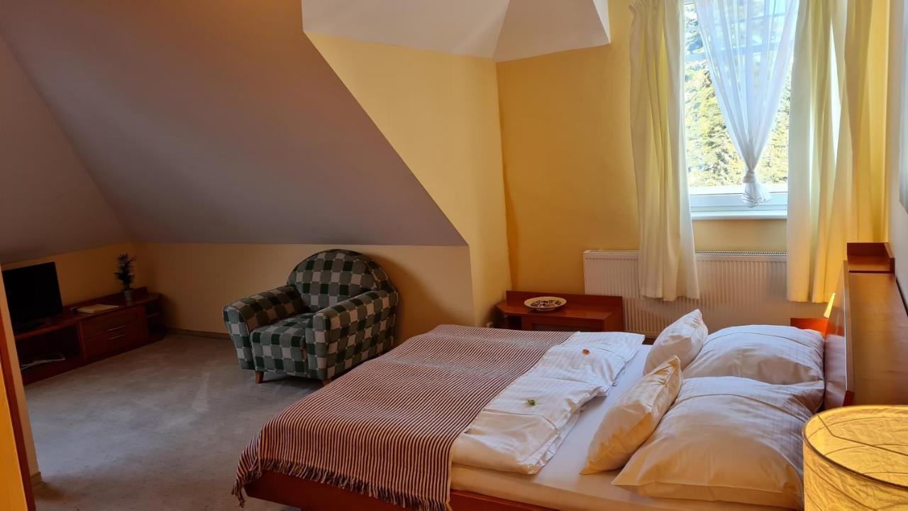 Hotel La Passionaria Mariańskie Łaźnie Zewnętrze zdjęcie