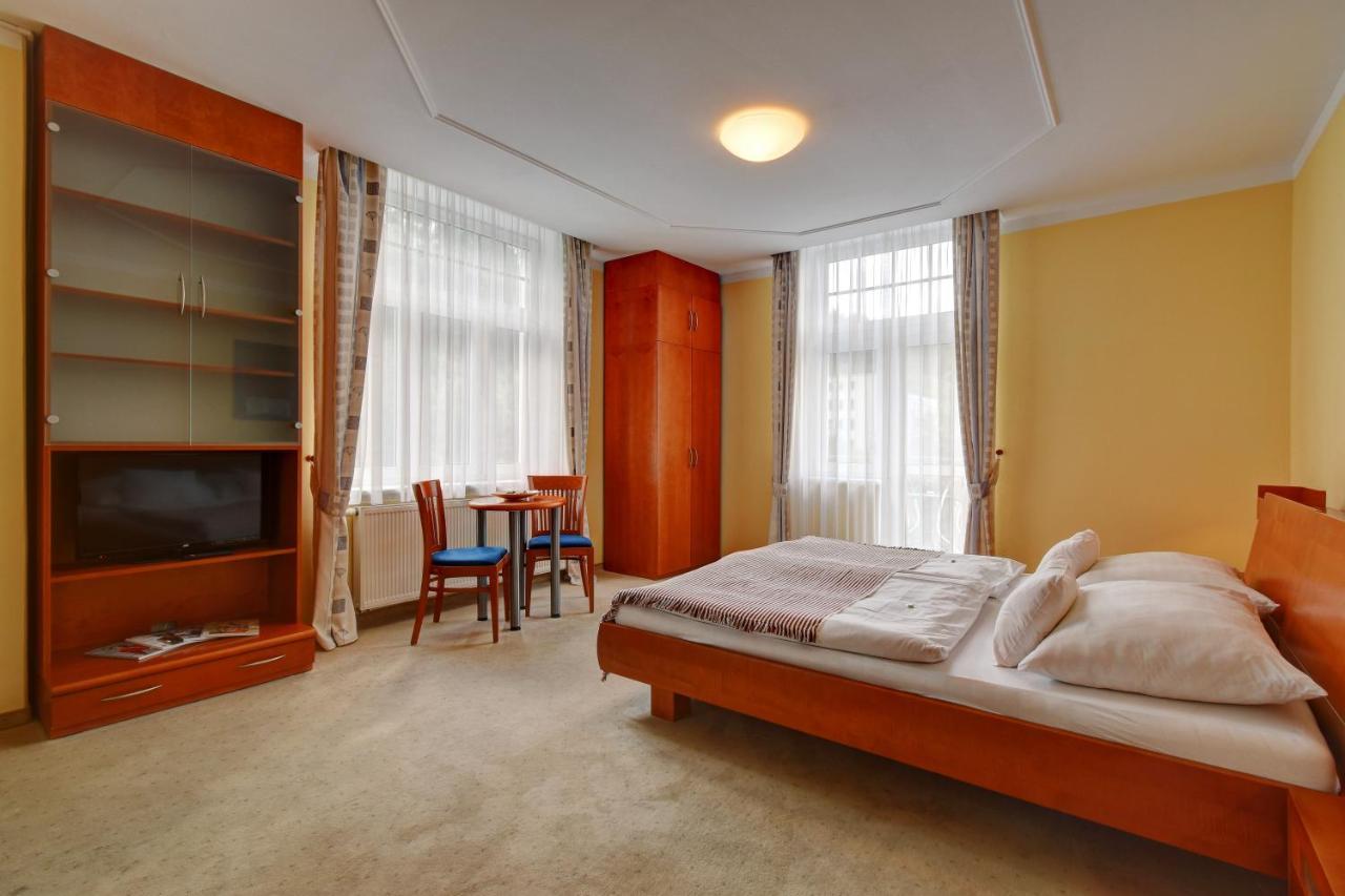 Hotel La Passionaria Mariańskie Łaźnie Zewnętrze zdjęcie