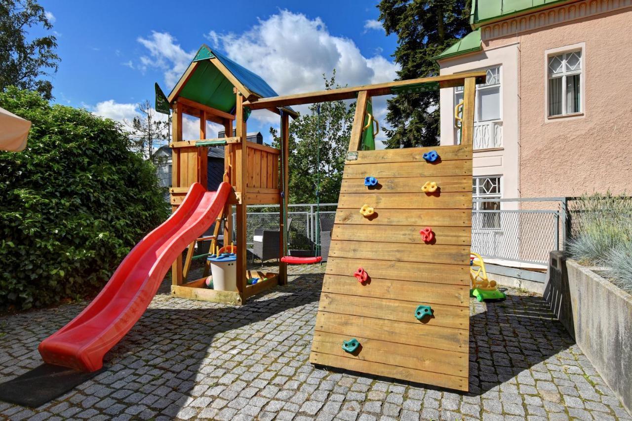 Hotel La Passionaria Mariańskie Łaźnie Zewnętrze zdjęcie